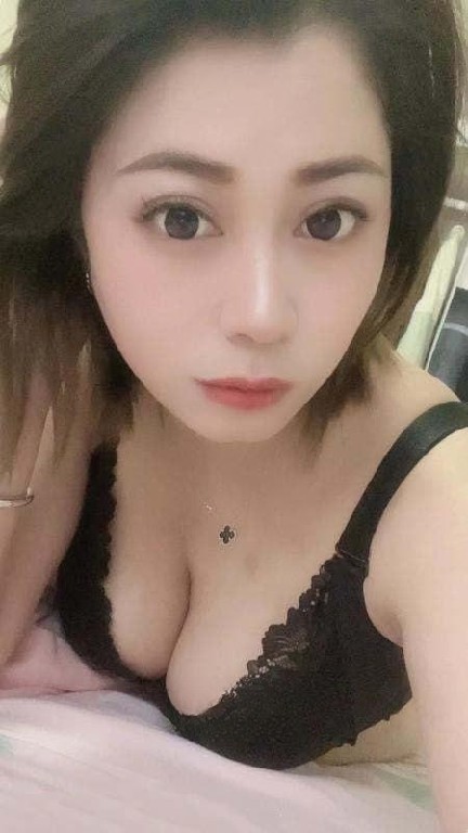 气质雪白长腿妹妹