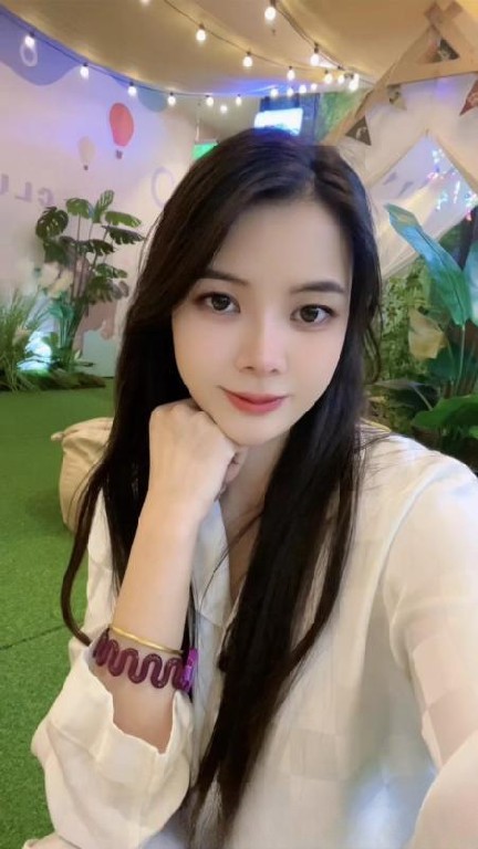 长腿性感美女老师