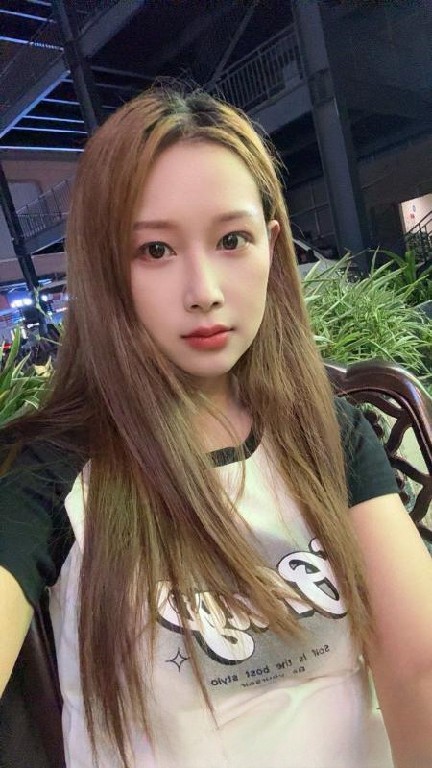 禅城性感美女