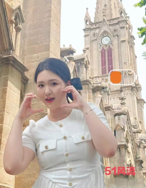 肤白貌美卡戴珊bbw