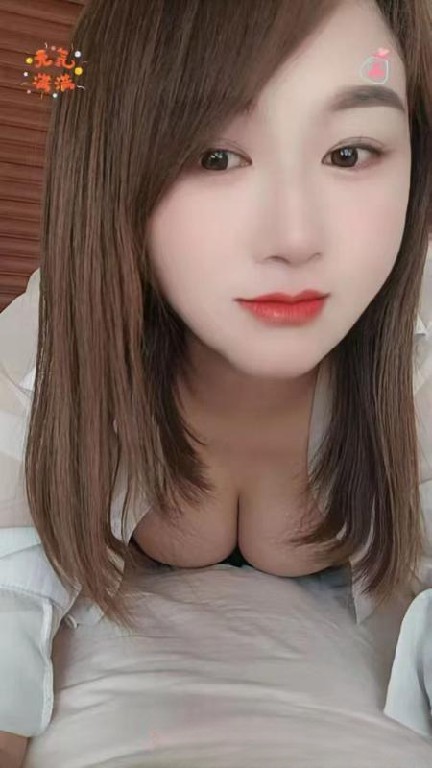 丰满大波姐姐
