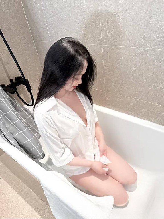徐汇波大身材好妹子
