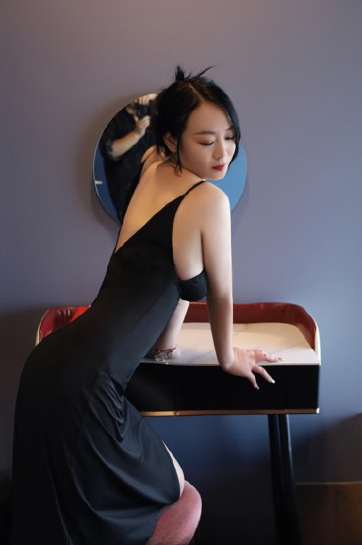 丰乳肉臀少妇