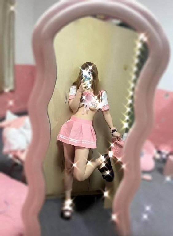 丰台制服诱惑嫩妹