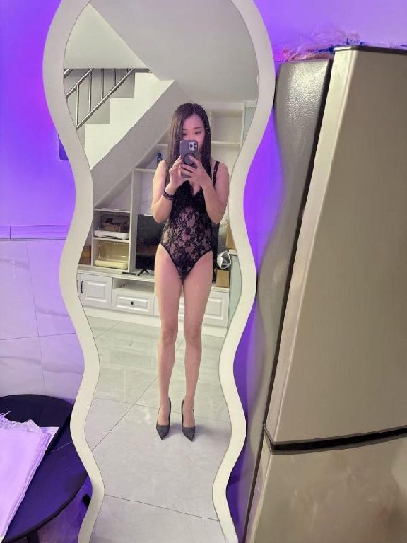 淫荡美人妻