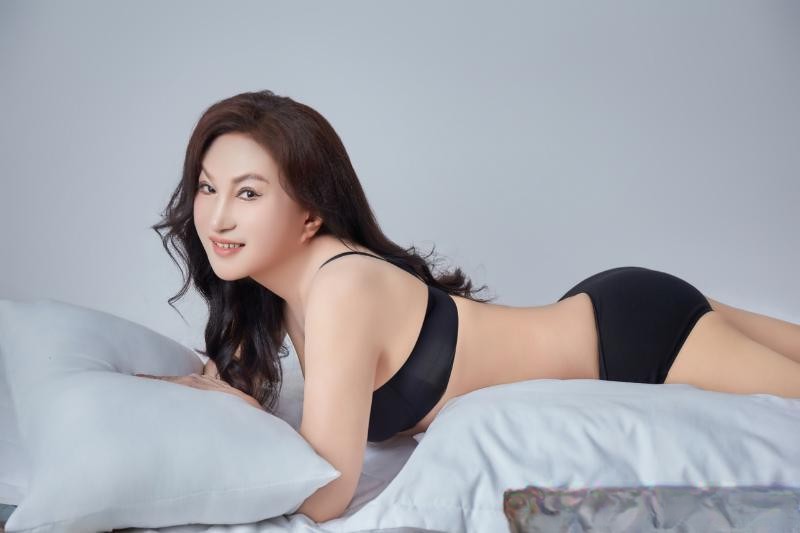 罗湖一字马熟女
