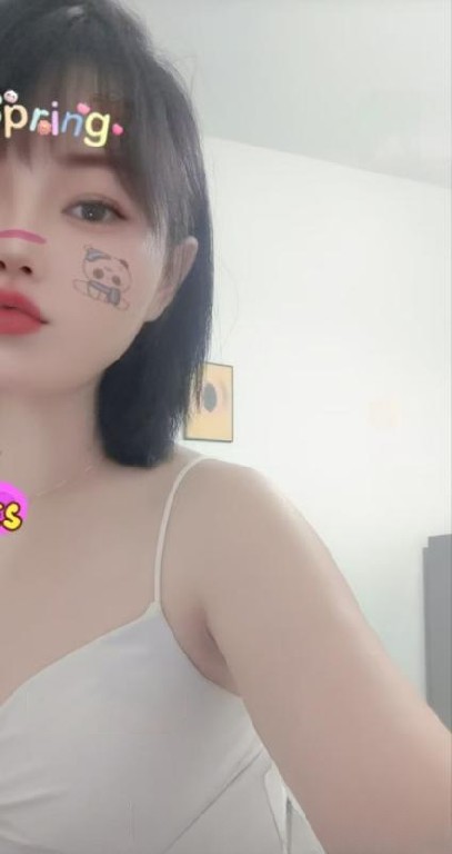 白皙尤物温柔思雨