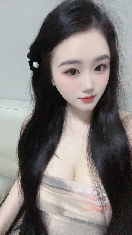 坂田大胸甜妹琪琪