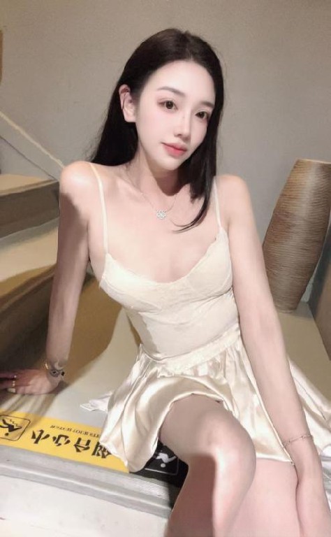 大胸恩熙美女