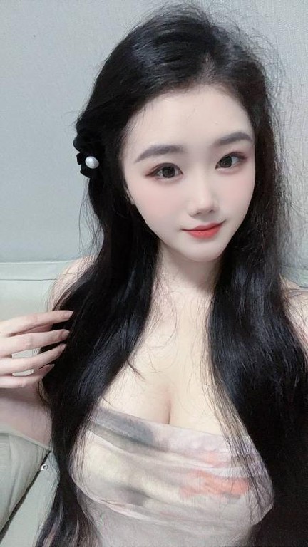 坂田大胸甜妹琪琪
