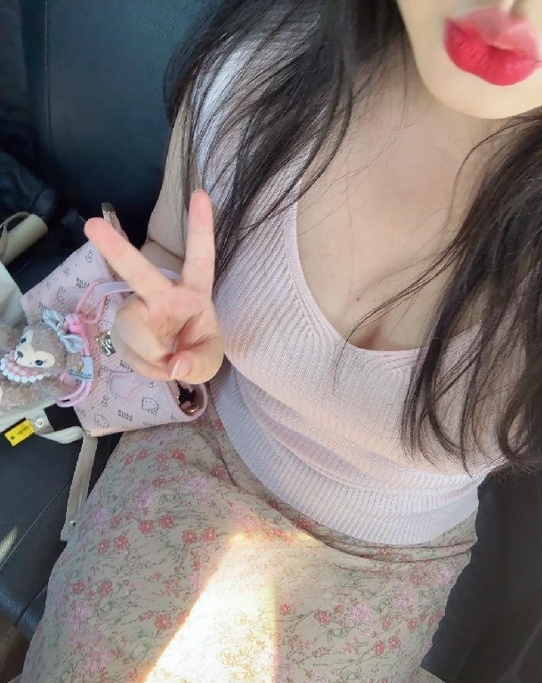 小骚逼韵味十足