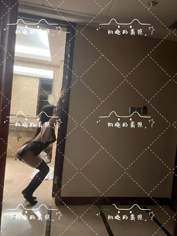 后入极品御姐初晚