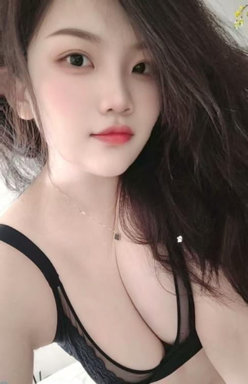 虎门大奶骚妇放得开