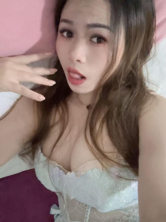 牛奶水床御姐