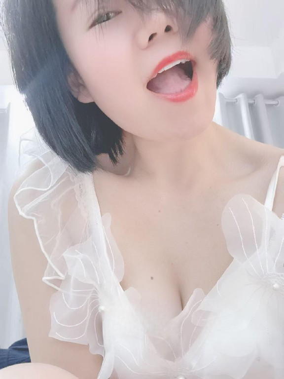 丰满圆润姐姐