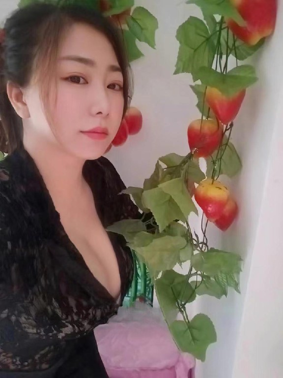 大奶御姐菲菲