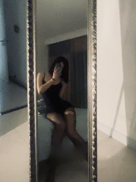 性感小妹小穴很紧