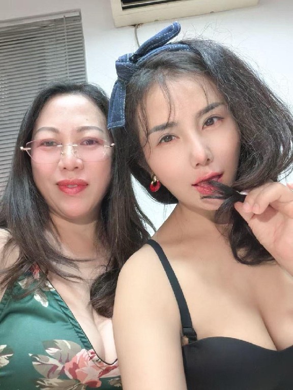 建邺风骚母女双飞