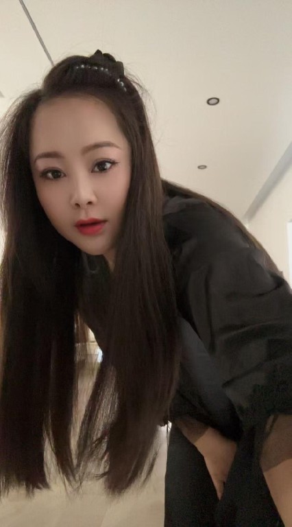 艳舞肥臀型少妇