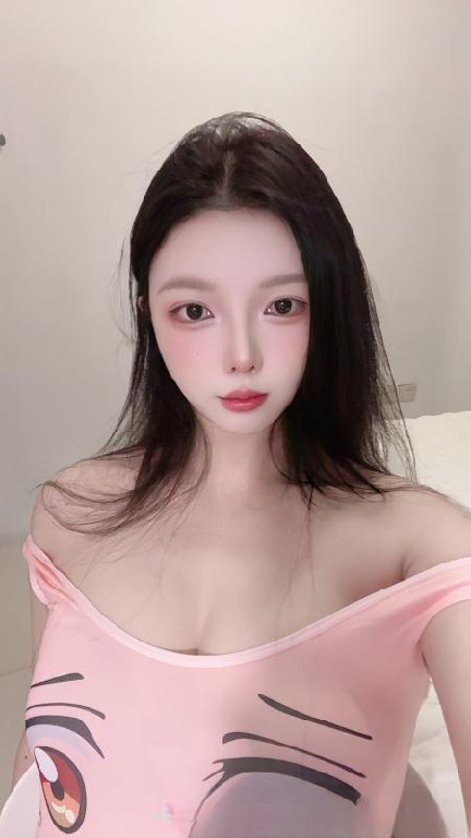 天河模特长腿翘臀