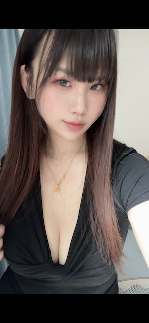 罗湖美臀卡戴珊