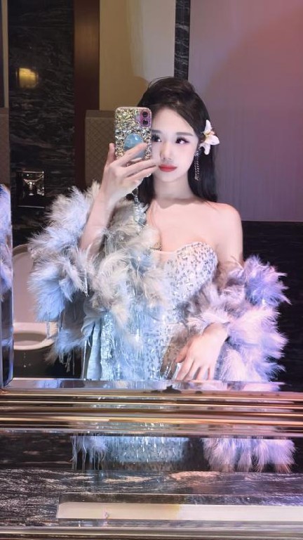 龙岗SM女王梦妮