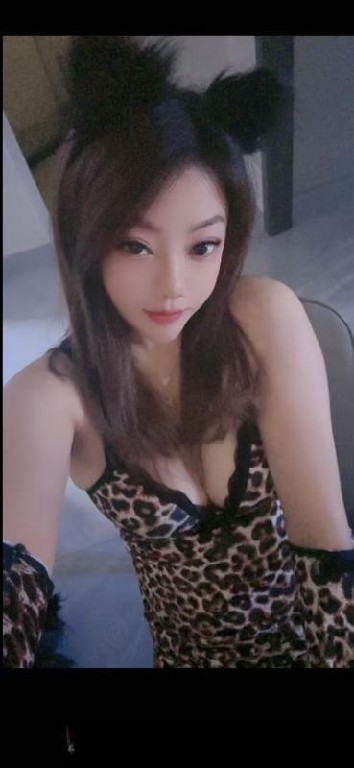 口活体验一绝小少妇