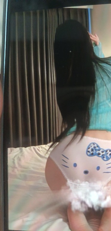 兼职粉嫩长腿美女