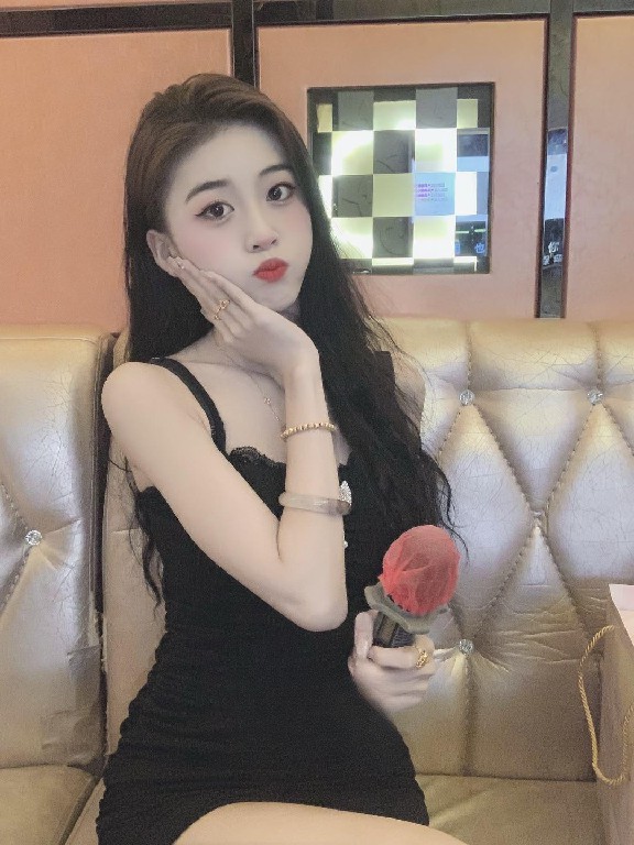 少女粉鲍巨乳非常不错