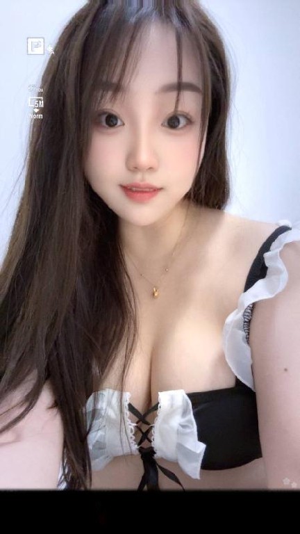 上城纯欲性感大胸美女