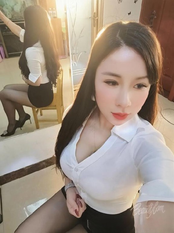 中山三通大奶少妇