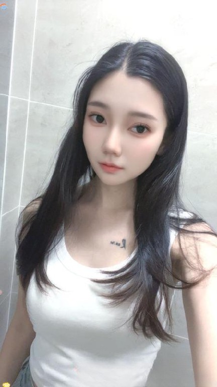 岳麓女友型颜值妹子