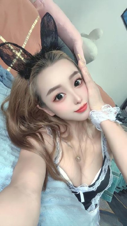 江岸娇小骚女慧慧