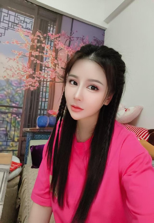 后入性感风骚小姐姐