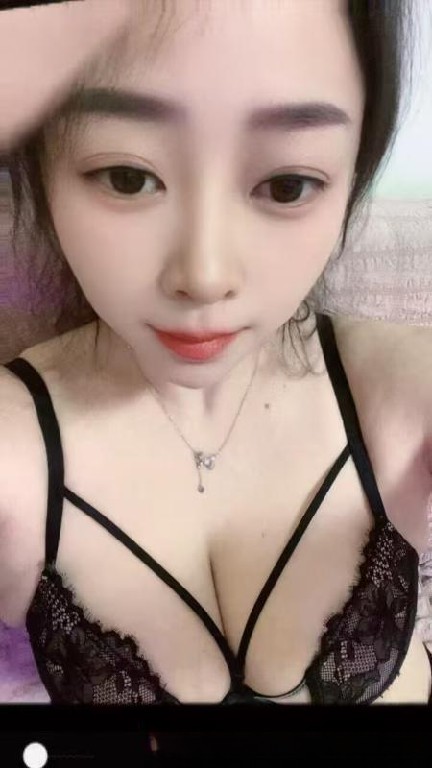 服务系大奶姐姐