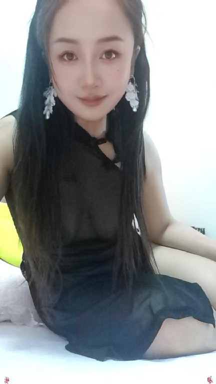 粉嫩水多小姐姐