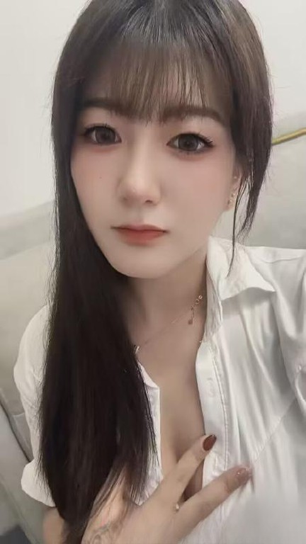 高挑小姐姐莹莹