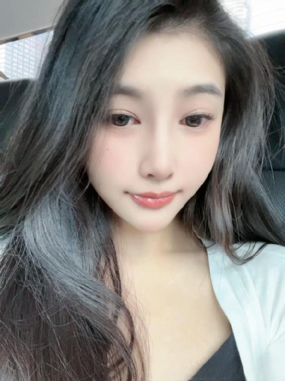 网红清纯小辣妹