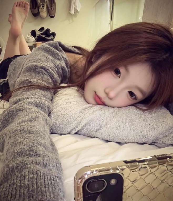 美丽女孩可怡和伊伊