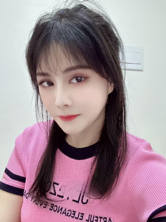 华阳甜美型小少妇