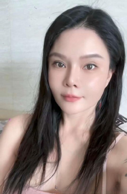 古镇御姐爆乳纹身厌厌