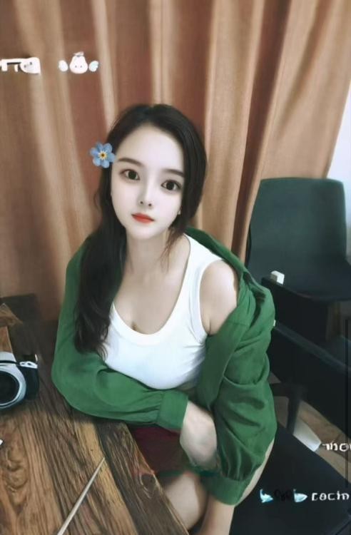 肤白大胸御姐超级棒