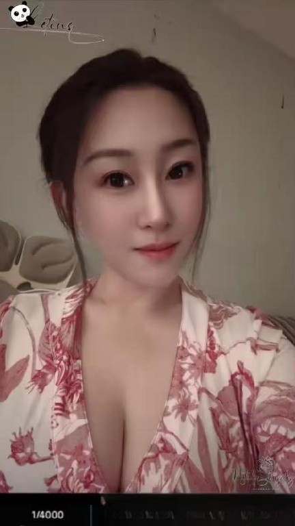 拉丝水床少妇琪琪