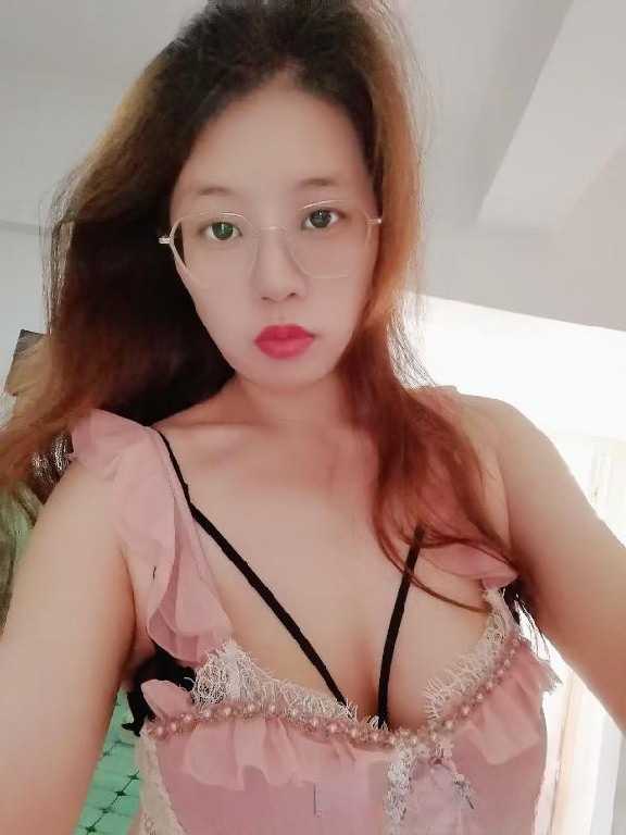 可角色扮演的御姐鱼儿