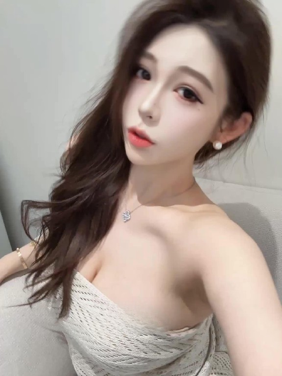 轻熟骚女小池儿