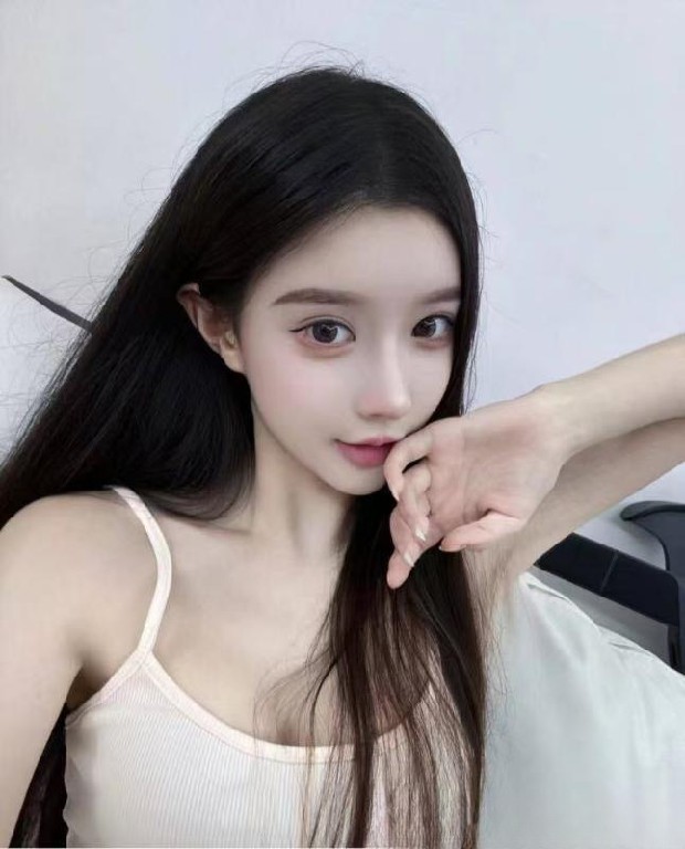 气质高颜值模特