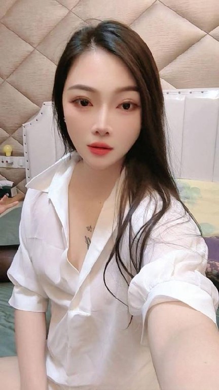 上城风骚翘臀佳佳