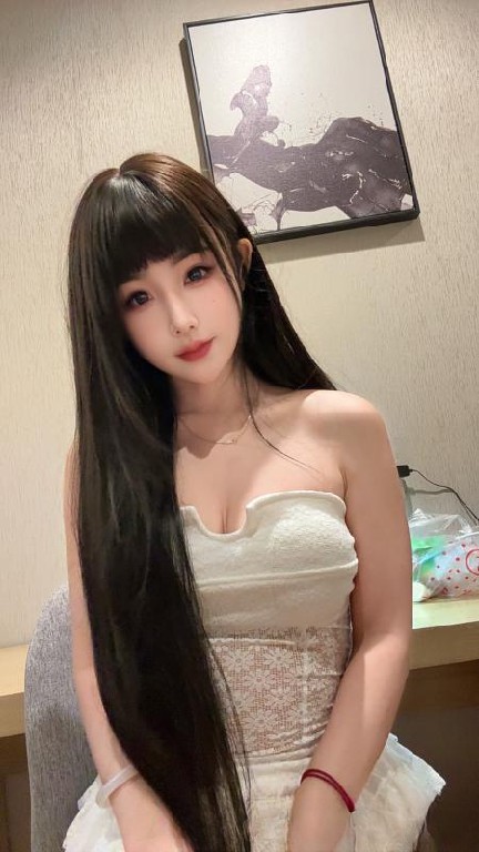 新区妮妮玉体游记