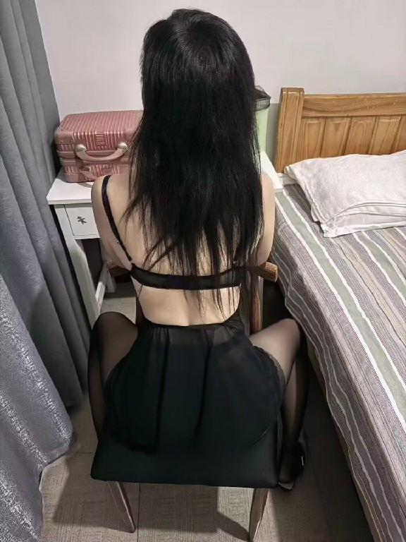 岳麓区性感妩媚小妹子