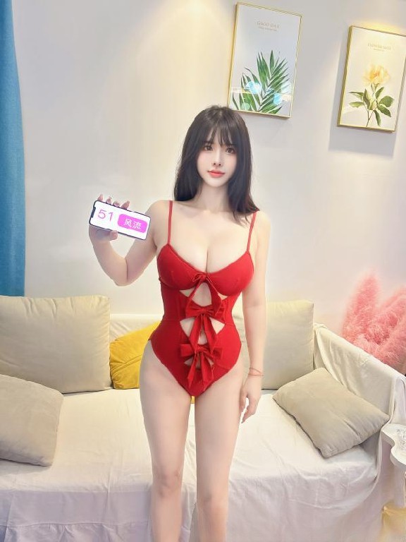 高颜E奶一线天兔兔